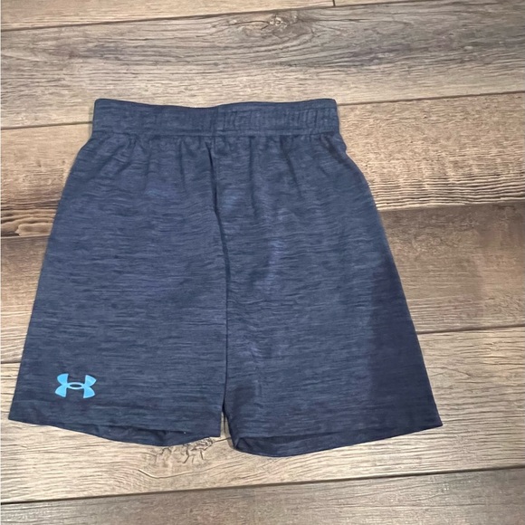 Under Armour Men's Dark Blue Athletic Shorts - Picture 1 of 5